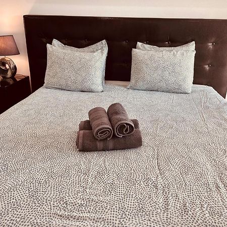 Central Lagos Apt With Marina Views Near Beaches מראה חיצוני תמונה