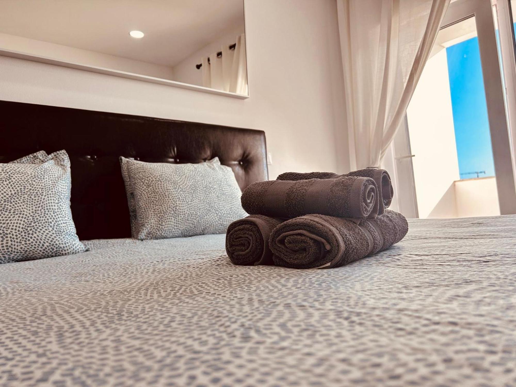 Central Lagos Apt With Marina Views Near Beaches מראה חיצוני תמונה
