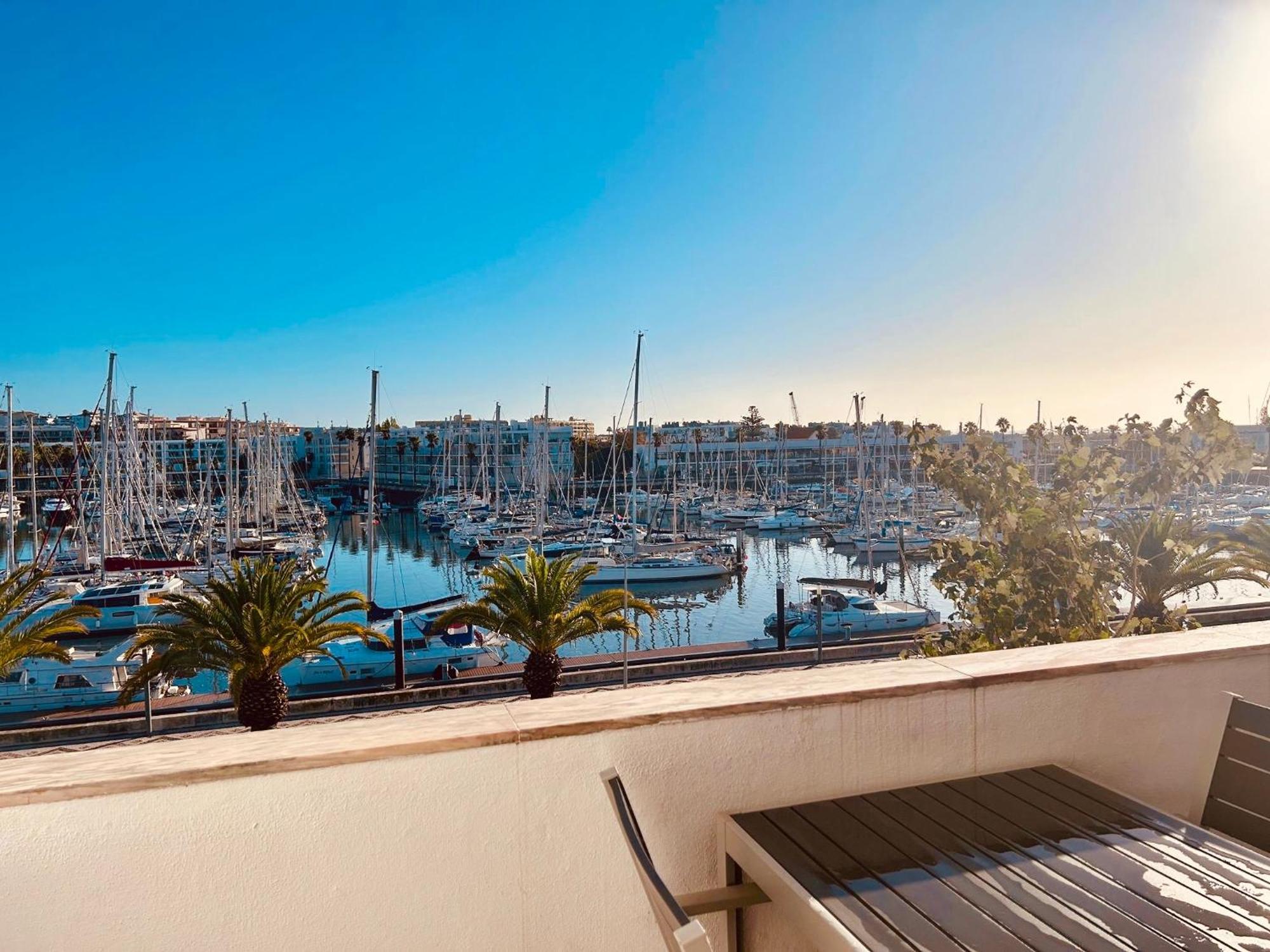 Central Lagos Apt With Marina Views Near Beaches מראה חיצוני תמונה