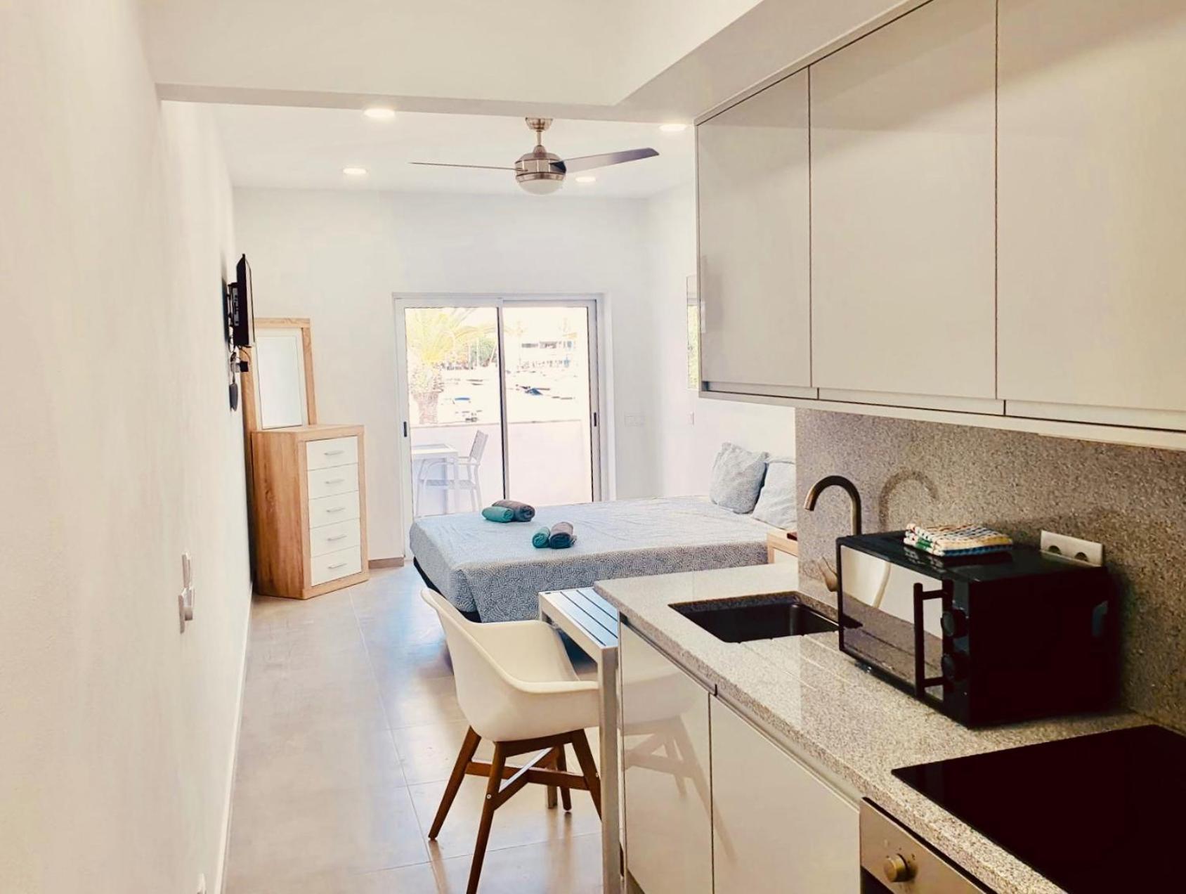 Central Lagos Apt With Marina Views Near Beaches מראה חיצוני תמונה