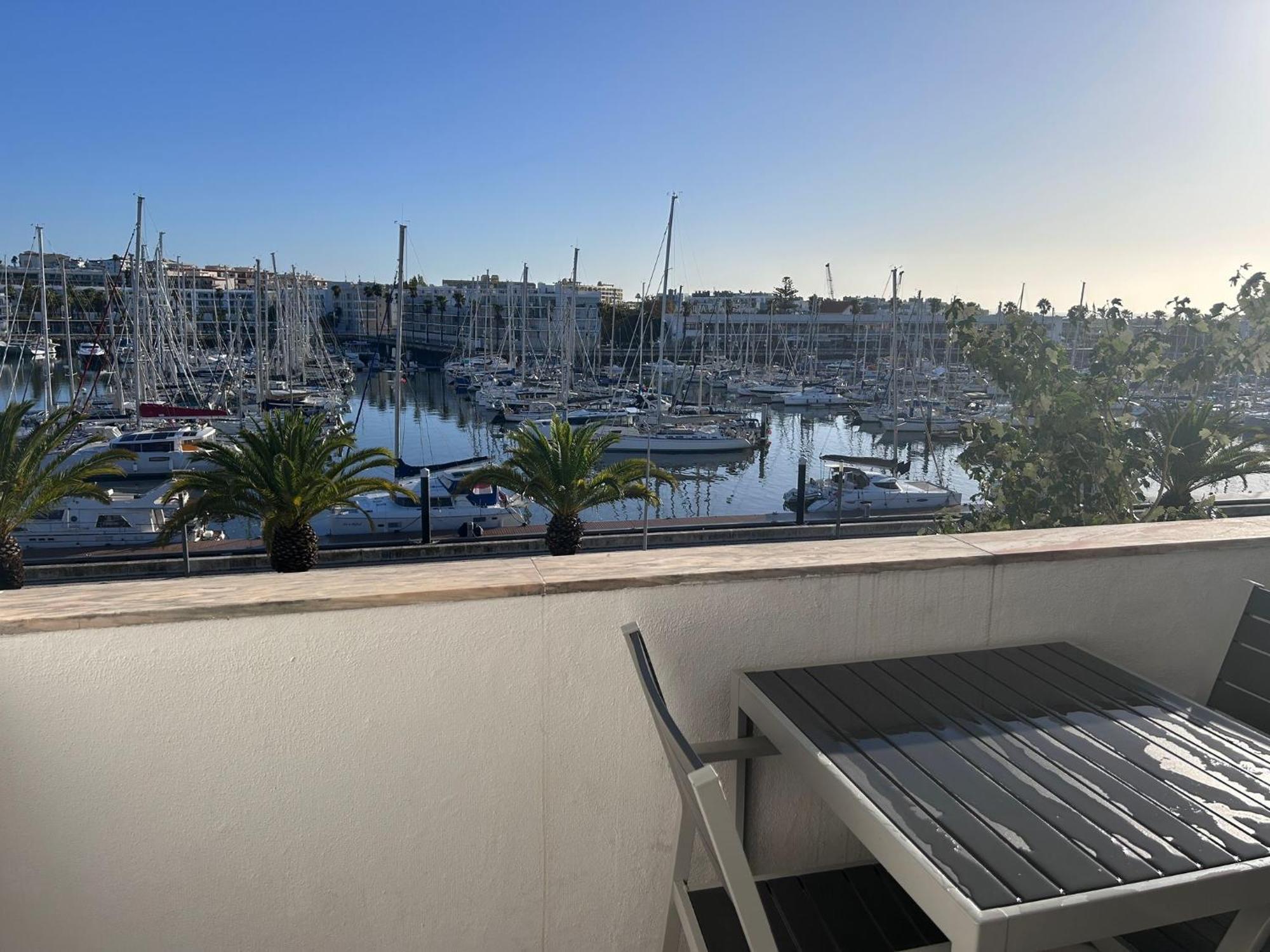 Central Lagos Apt With Marina Views Near Beaches מראה חיצוני תמונה